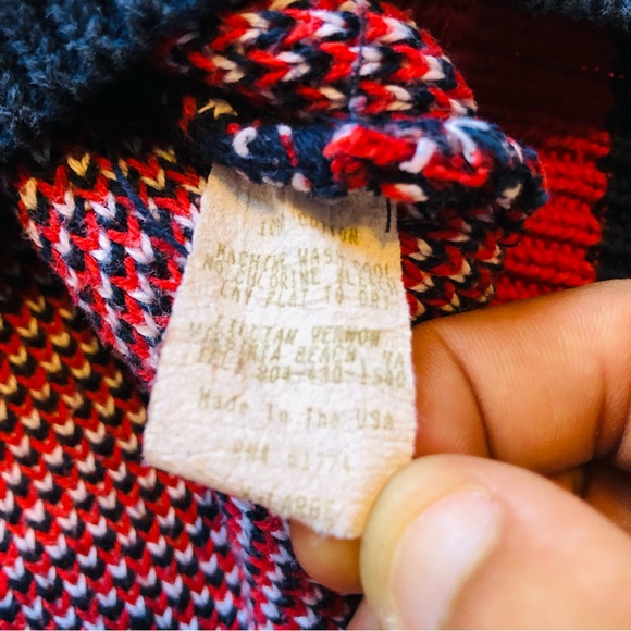 Vintage 90s USA Sweater - Picture 3 of 4
